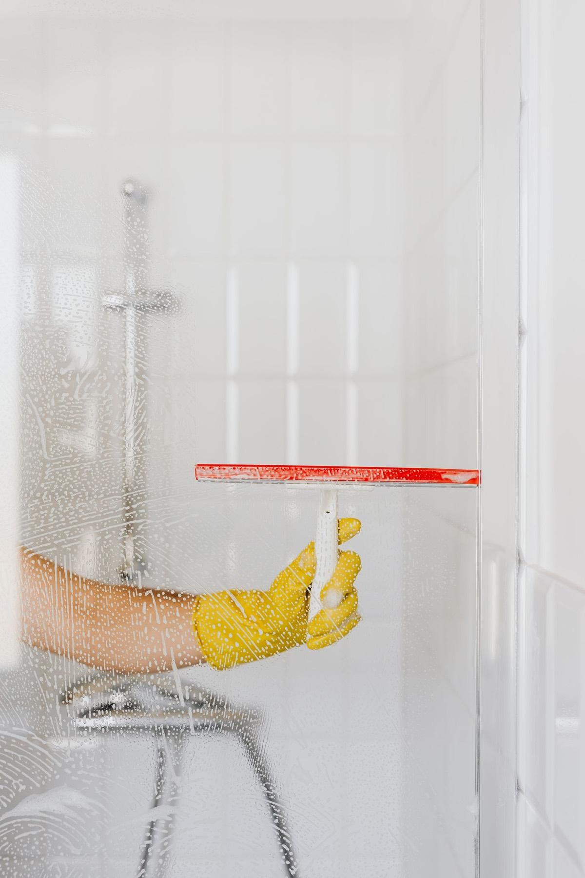 Professional washroom cleaning